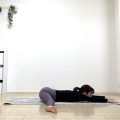 ペター開脚を目指すストレッチヨガクラス！マンツーマン・パーソナル指導で柔軟性アップ！オンラインヨガも可能◎の画像