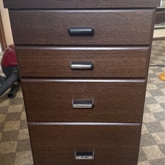 【収納力◎】木製4段キャビネット｜キャスター付き・書類整理に便利！の画像