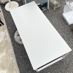 ローデスク ホワイトの画像
