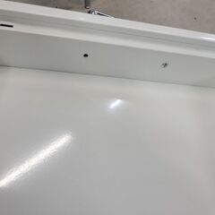 リサイクルショップどりーむ天保山店　No.4334　袖机　ビス1本欠品の為格安です！　カギ付き🎵の画像