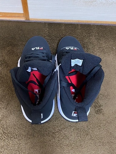 新品未使用品　FILAハイカットスニーカー
マッシュバーン　シグネチャーモデル 