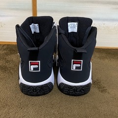 新品未使用品　FILAハイカットスニーカー
マッシュバーン　シグネチャーモデル の画像