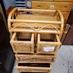 リサイクルショップどりーむ天保山店　No.4238　ラタンチェスト　写真参照🎵　レトロ風　オススメ品🎵の画像