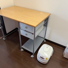 可折りたたみ収納テーブルの画像