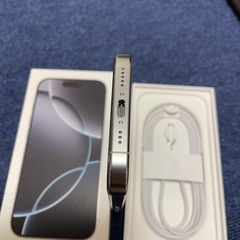 iPhone 16pro 128GB SIMフリー　純正ケース 付きの画像