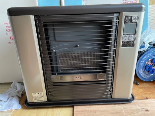 サンポット ゼータスイング FFR-703RX 23年購入　木造18畳