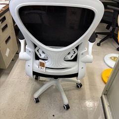 オフィスチェアの画像