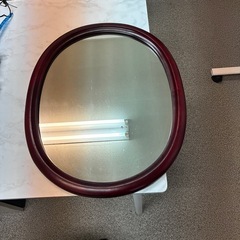 壁掛け鏡の画像