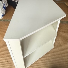 【角にぴったり】コーナーラック 白｜配線穴付き・和室にも◎の画像