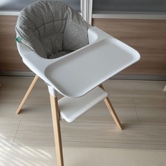 STOKKE CLIKK ホワイト 
ベビーチェア ハイチェア 純正クッション  の画像