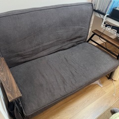 10/10まで 2-3人掛ソファー（新品カバー付き） の画像