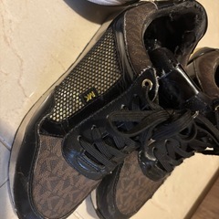 マイケルコース　MICHAEL KORSスニーカー　アシックス　JOLT シューズ2足セットの画像