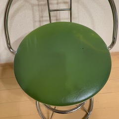 お話中　☆差し上げます❗️椅子の画像