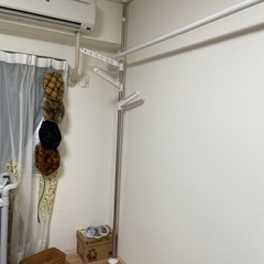 突っ張り棒、室内物干しの画像