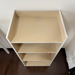 IKEA 小型本棚の画像