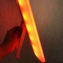 LEDライト付き卓上ミラーの画像
