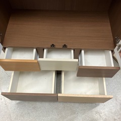 K2510-042 ガラスキャビネット 本棚 マルチカラー キズ汚れ有りの画像