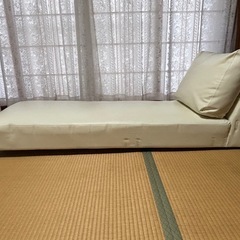 ソファの画像