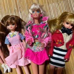 リカちゃんBarbie人形セットの画像