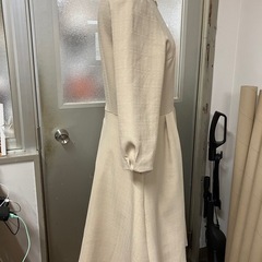 W2510-082 OFUON ワンピース 毛玉ありの画像