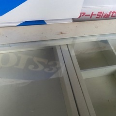 ヴィンテージ 白テーブルの画像