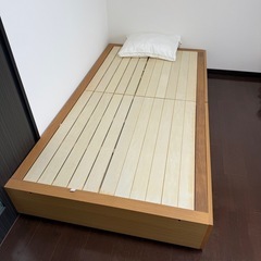 IKEA 木製セミダブルベッド床板（収納引き出し付き）の画像