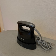 パナソニック　スチームアイロン　アイロン台の画像
