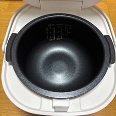 SHARP 炊飯器　3合炊きの画像