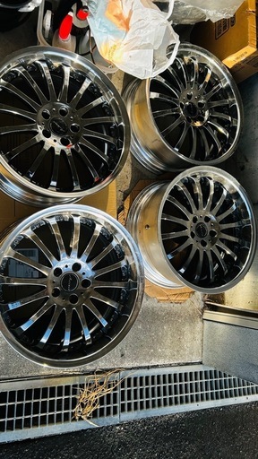 早い方優先 最終値引き19インチ　ホイール　114.3 
8.5J