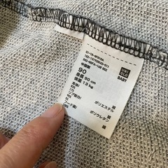①UNIQLO　ユニクロ　ベビー　キッズパーカー　サイズ90の画像