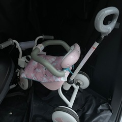 三輪車　ミニー　手押し棒付きの画像
