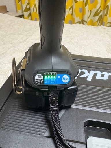 未使用★マキタ★インパクトドライバーTD173Dとバッテリー3個