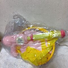 すみっコぐらし　クレーンゲーム＆缶バック＆水鉄砲の画像