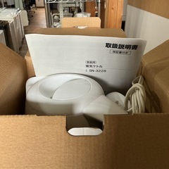 状態良いです☺️👍ニトリ2021年製SN-3228(WH)取扱説明書付き❗️白ホワイト電気ケトルの画像