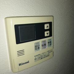 リンナイ ガスふろ給湯器　リモコン２台の画像