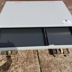 オカムラ　SD　平机　幅1000『中古、プラ色褪せあり』の画像