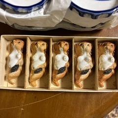 (未使用品)醤油小皿とたぬきの箸置きの画像