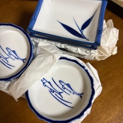 (未使用品)醤油小皿とたぬきの箸置きの画像