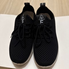 スニーカー　黒　23.0cmの画像