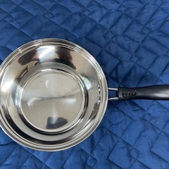 【🤩美品特価‼️】片手鍋の画像