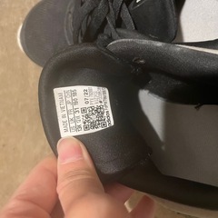 男の子　19cm adidas 靴　防水　2足セット　黒の画像