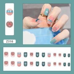 ネイルチップセット24個入りの画像