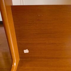 パソコンデスクの画像