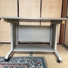 オフィスデスク　パソコンデスク　事務の画像