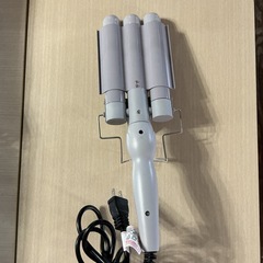 3連バレルヘアアイロン💜andus2022年製2215/AUSEL-108薄紫ヘアアイロンの画像
