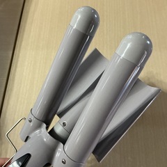 3連バレルヘアアイロン💜andus2022年製2215/AUSEL-108薄紫ヘアアイロンの画像