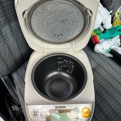💕 象印 ZOJIRUSHI マイコン炊飯器（3合） ステンレス 極め炊き NS-LD05の画像