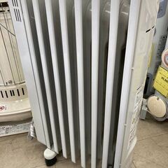 J5749　【リユースのサカイ柏店】オイルヒーター　デロンギ　HR650812TFの画像