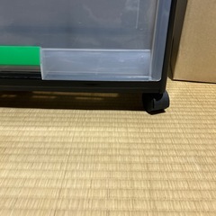 キャスター付き衣類ケースの画像