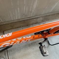 ジャイアント製 折りたたみ自転車 ミニベロの画像